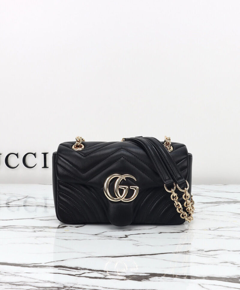 Gucci GG Marmont Small Shoulder Bag 837280