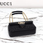 Gucci GG Marmont Small Shoulder Bag 837280