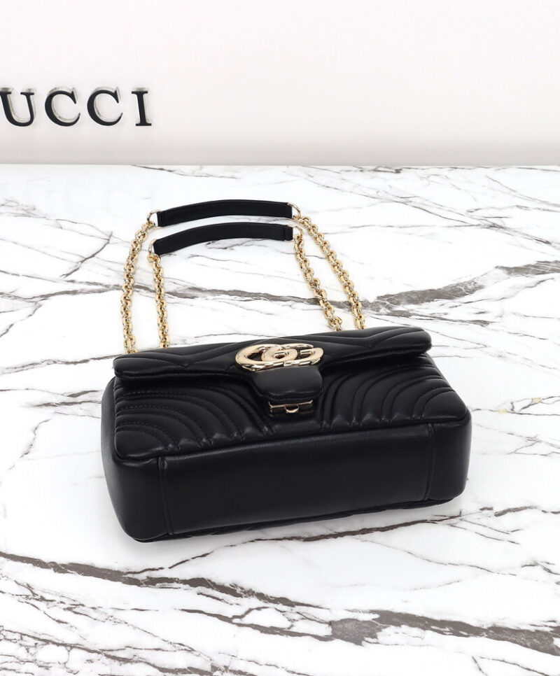 Gucci GG Marmont Small Shoulder Bag 837280