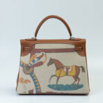 Hermes Covers and Daywear Returns Kelly 32cm of Fauve Barenia Leather Coffee