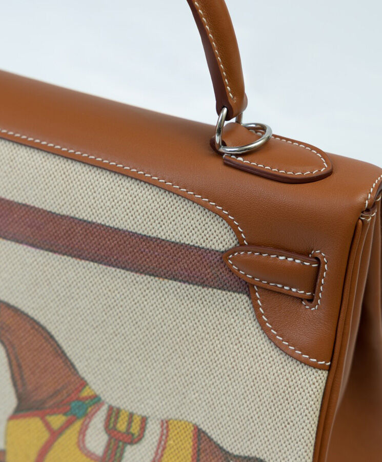 Hermes Covers and Daywear Returns Kelly 32cm of Fauve Barenia Leather Coffee