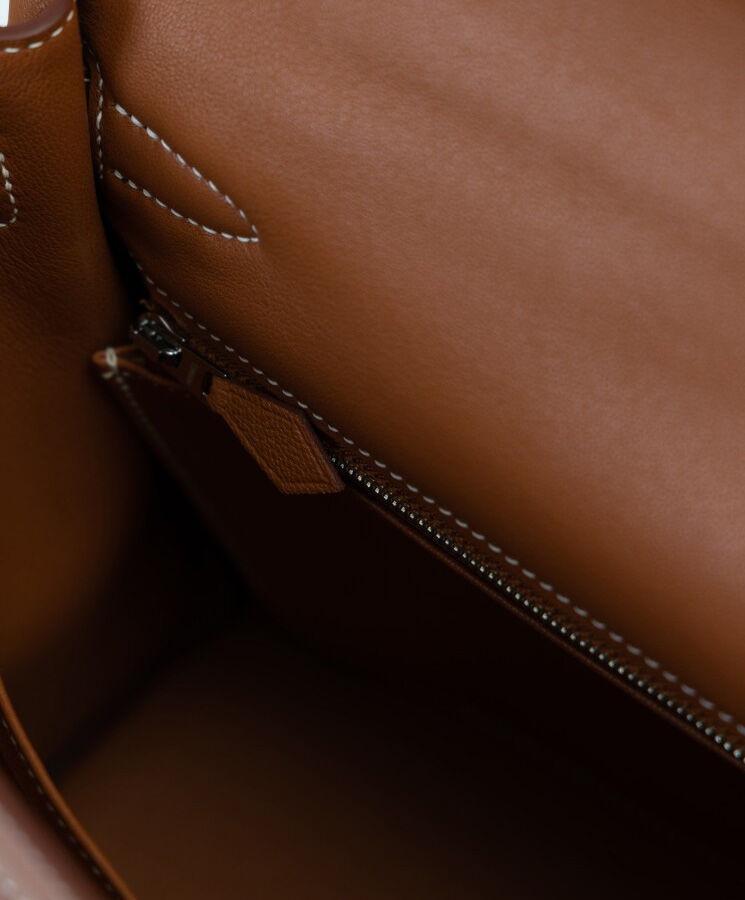 Hermes Covers and Daywear Returns Kelly 32cm of Fauve Barenia Leather Coffee