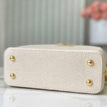 Louis Vuitton Capucines Mini M23082 Cream
