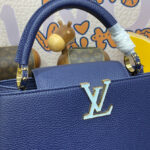Louis Vuitton Capucines MM M23199 M23280