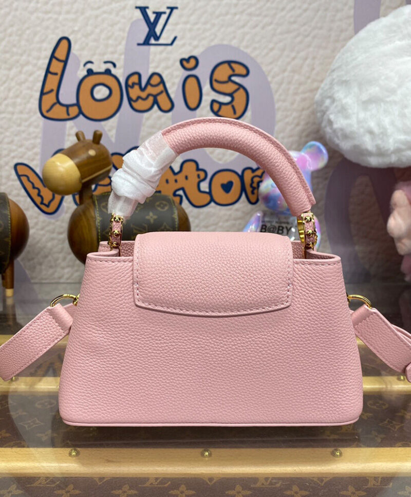 Louis Vuitton Capucines East-West Mini M24666 M24671