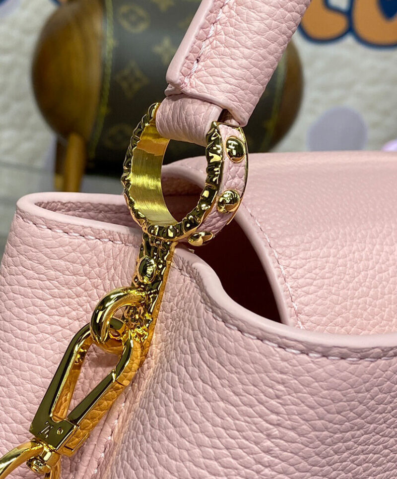 Louis Vuitton Capucines East-West Mini M24666 M24671