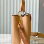 Louis Vuitton Capucines MM M22676 M23058