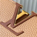Louis Vuitton Capucines MM M22676 M23058