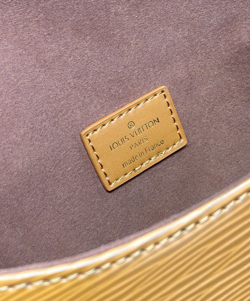 Louis Vuitton Saumur BB M23469 M23471