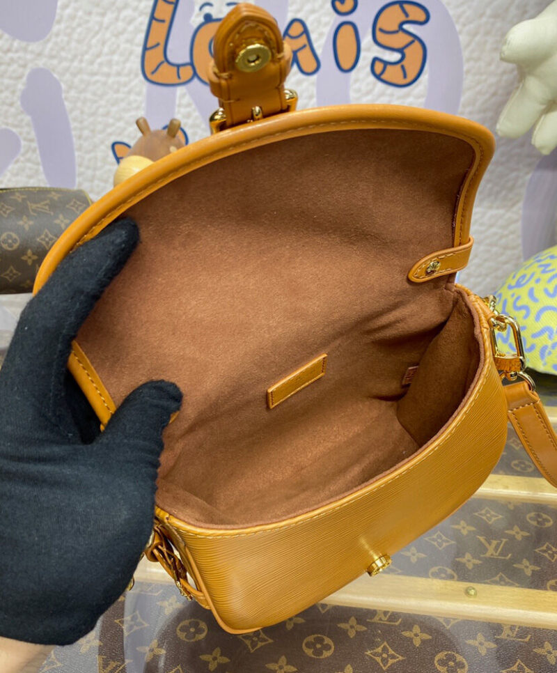 Louis Vuitton Saumur BB M23469 M23471