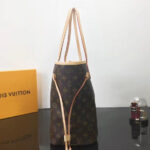 Louis Vuitton Monogram Neverfull M40995 Brown