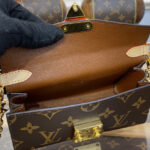 Louis Vuitton Bitsy Pouch M00991 Brown