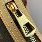 Louis Vuitton Looping M12939 Brown