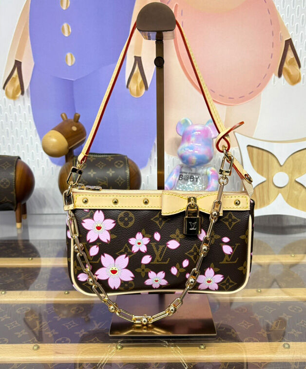 LV X TM Pochette Accessoires M13666 Brown