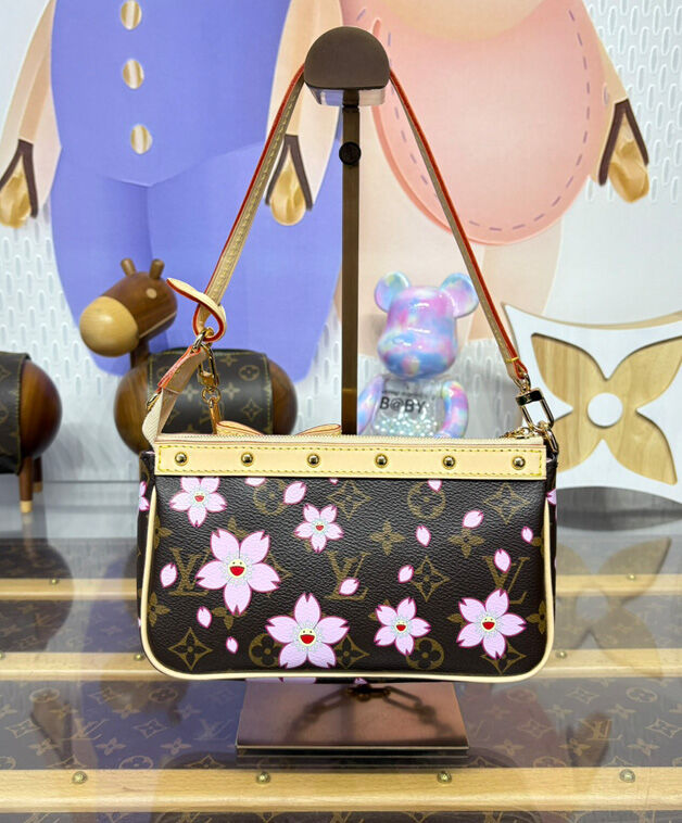LV X TM Pochette Accessoires M13666 Brown