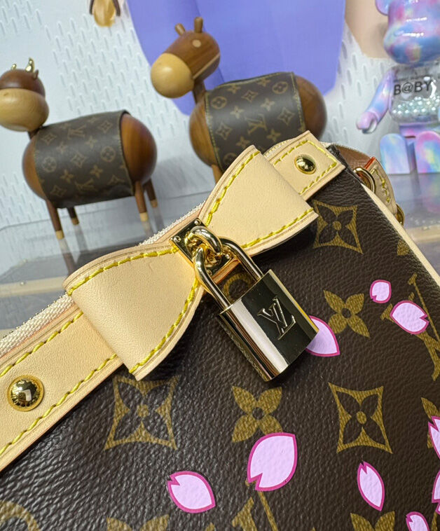 LV X TM Pochette Accessoires M13666 Brown