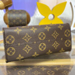 Louis Vuitton LV x TM OnTheGo BB M13668 Brown
