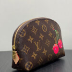 Louis Vuitton Discover The Lv X Takashi Murakami Cherry Bag M13766 Brown