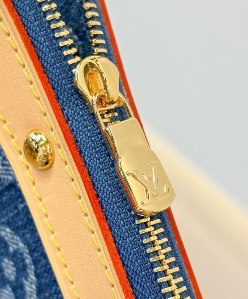 Louis Vuitton Lv Tm Cerise Pochette Accessories M13994 Blue