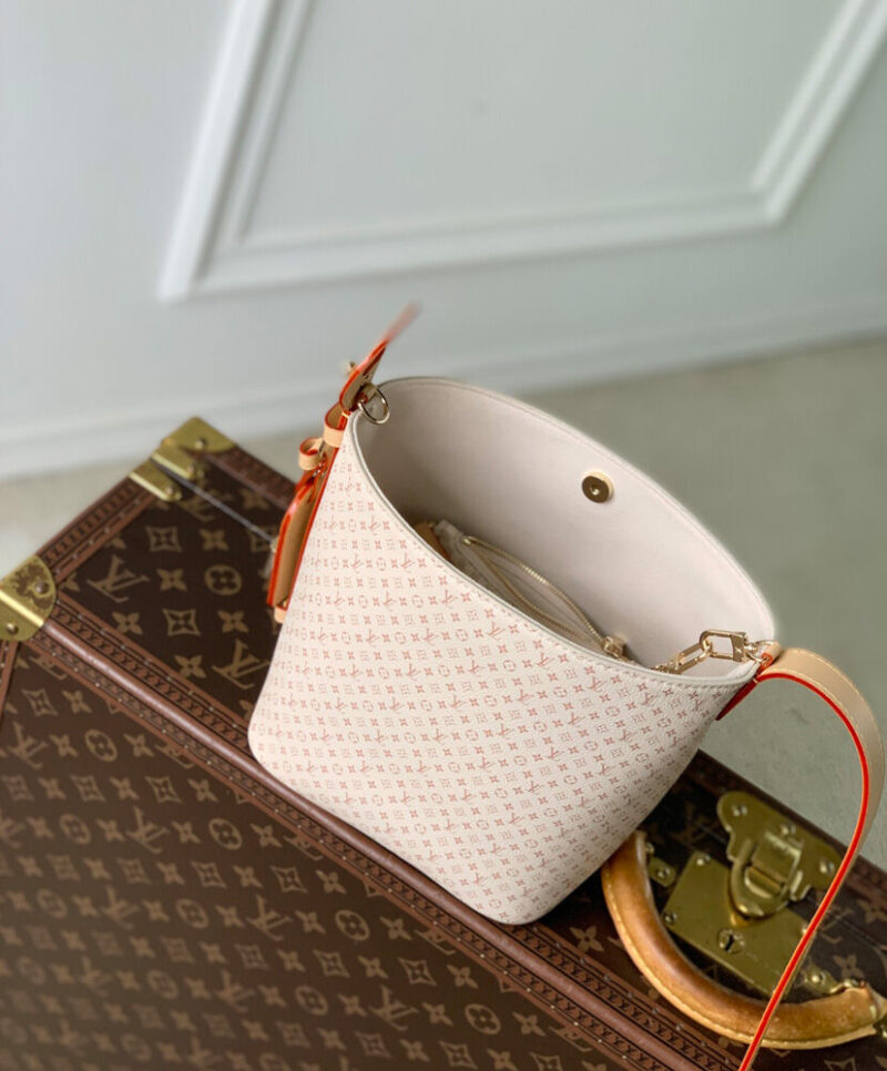Louis Vuitton All In BB M15130 Cream