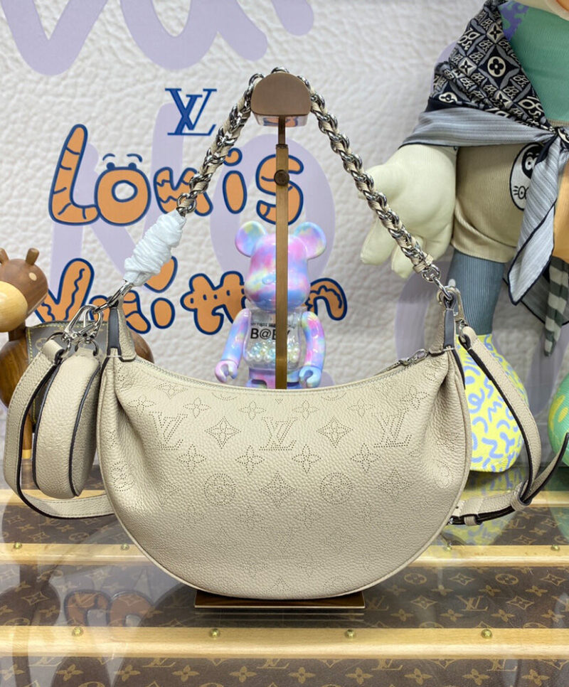 Louis Vuitton Baia PM M22819 M22820