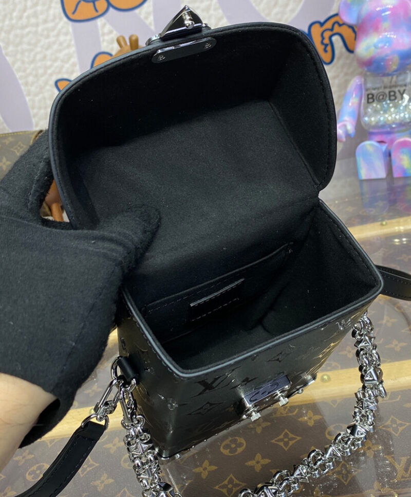 Louis Vuitton Camera Box M11269 Black
