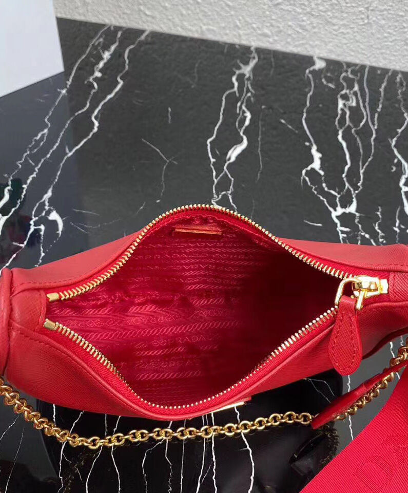 Prada Re-Edition 2005 Saffiano leather bag 1BH204