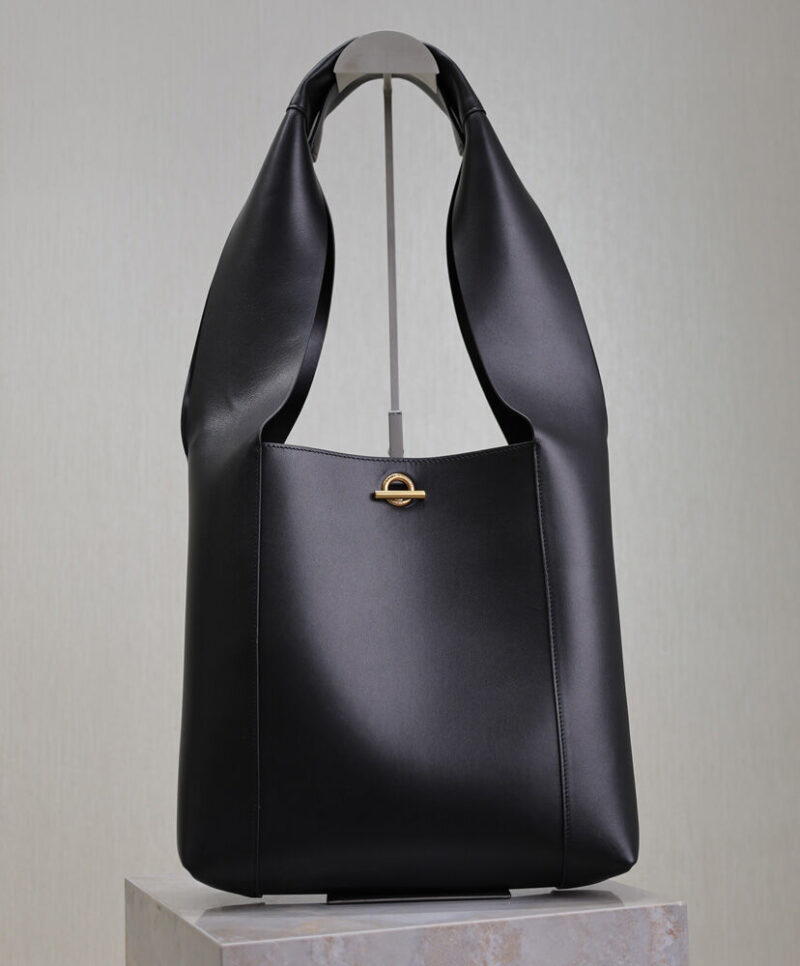 Saint Laurent Tanger In Leather Black