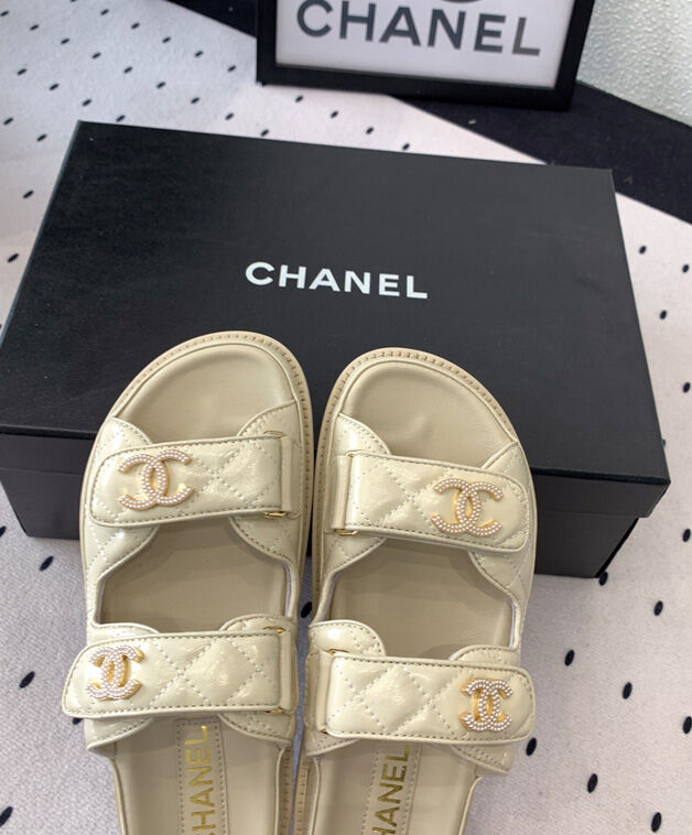 Chanel Women's Mules G45507 Cream
