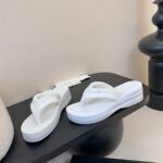 Chanel Women's Thongs G46202 White