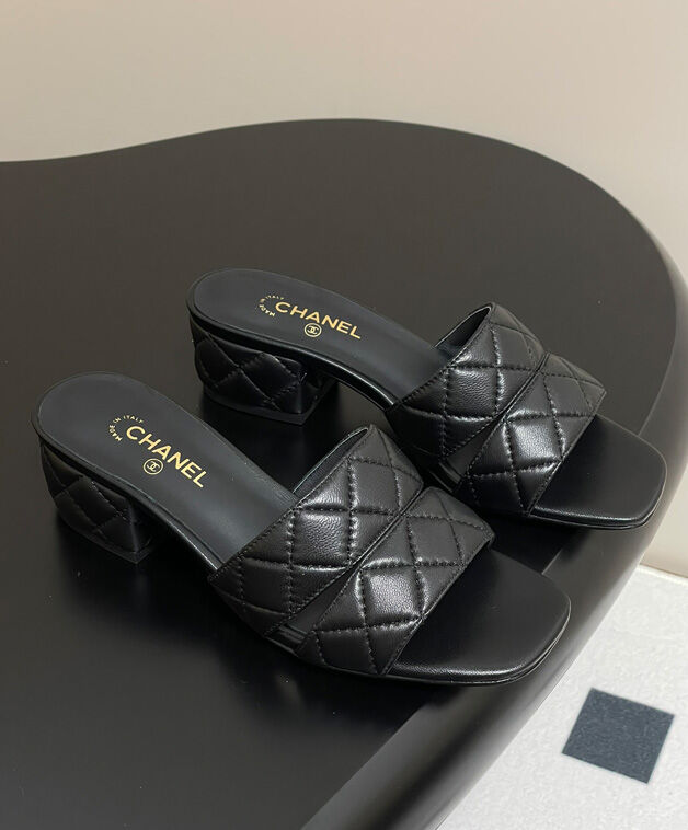 Chanel Women's Mules G46480 Black