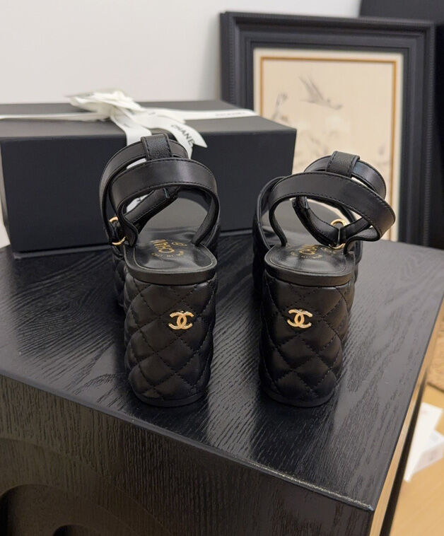 Chanel Women's Sandals G46427 Black