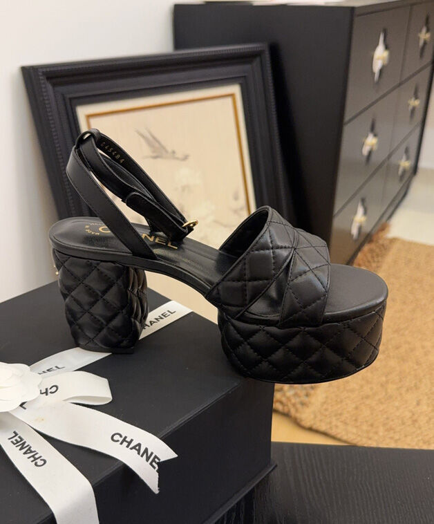 Chanel Women's Sandals G46427 Black