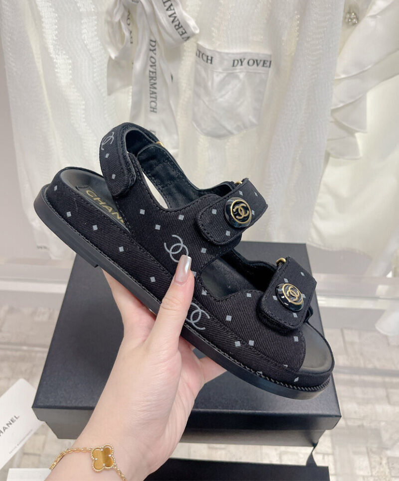 Chanel Women's Sandals G35927 Black