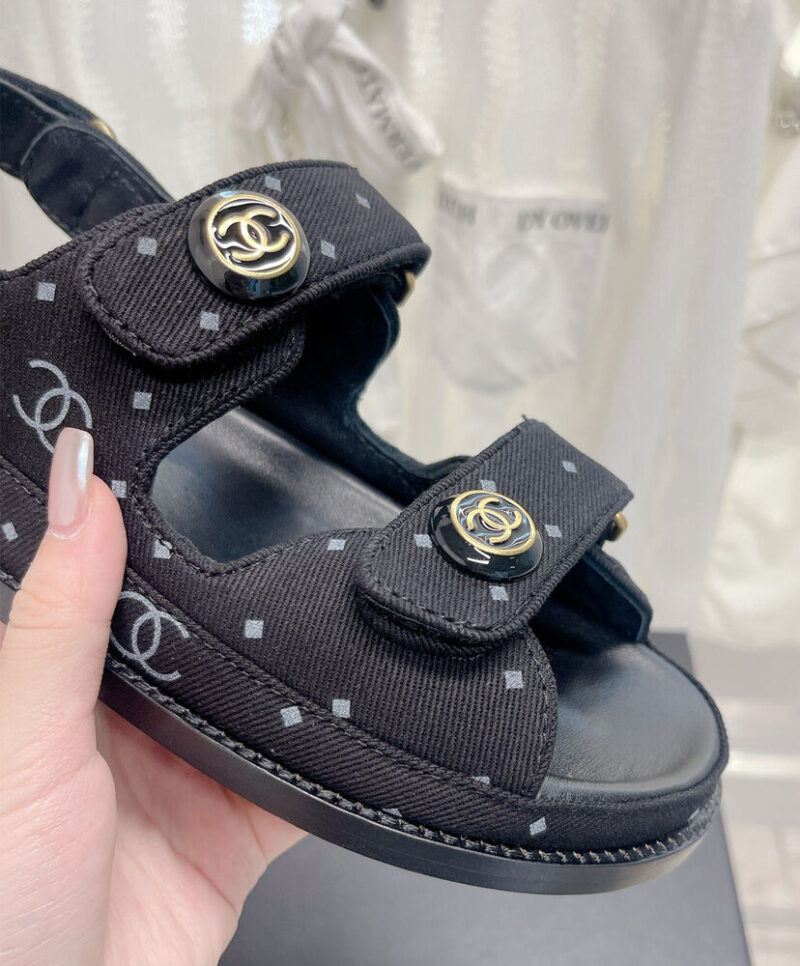 Chanel Women's Sandals G35927 Black