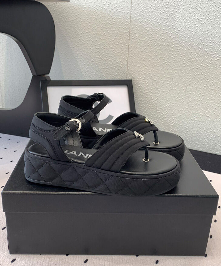Chanel Women's Sandals G46108 Black