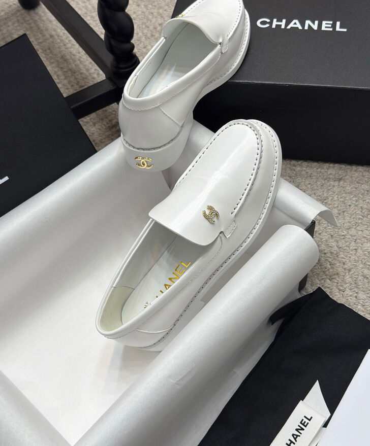 Chanel Women's Mocassins G45615