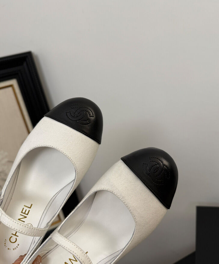 Chanel Women's Mary Janes G46379 White