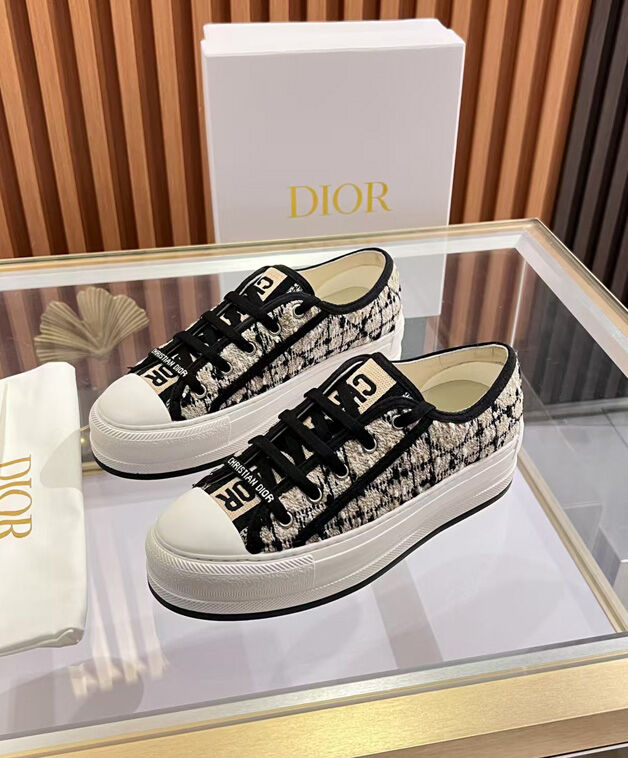 Christian Dior Women's Walk'n'Dior Sneaker Apricot