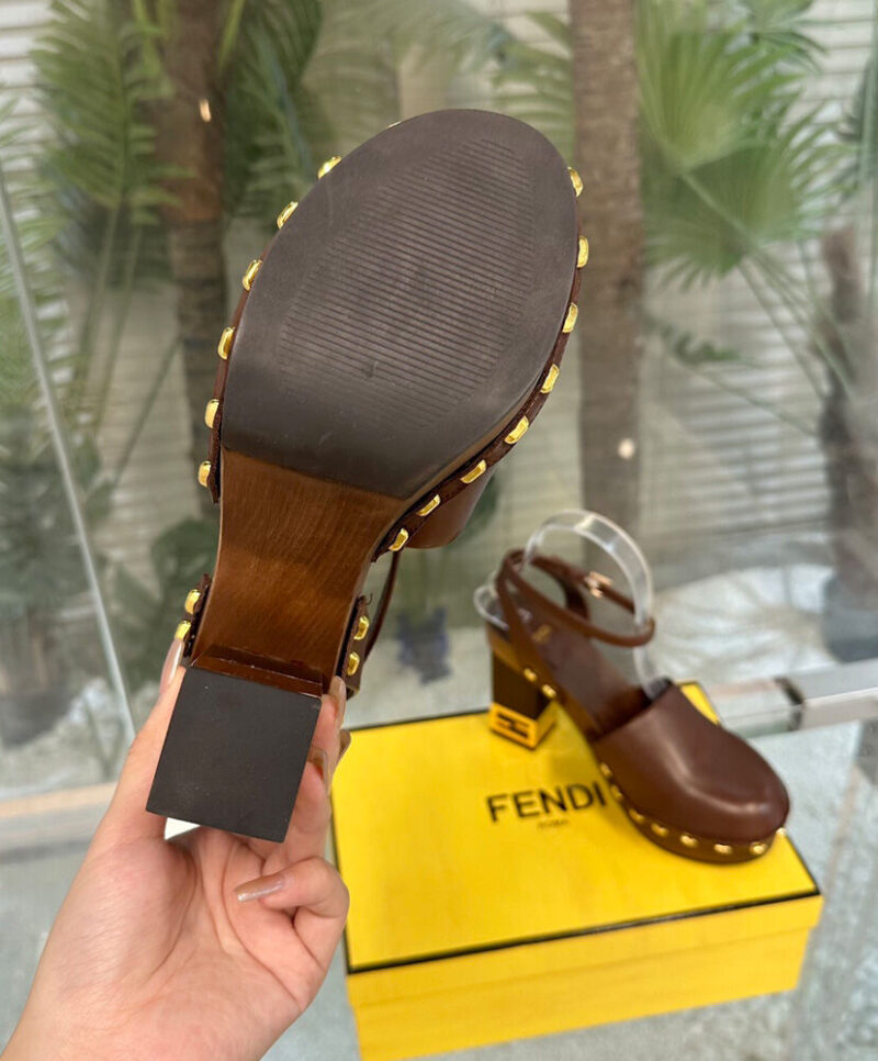 Fendi Women's Baguette Show 8Z8375