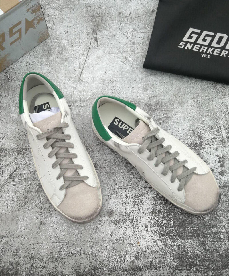 Golden Goose Unisex Superstar sneakers in leather with perforated star White