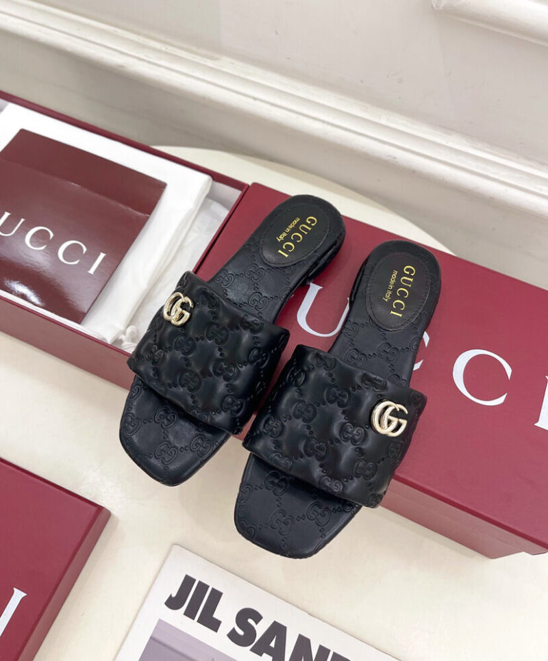 Gucci Women's Double G Sandals