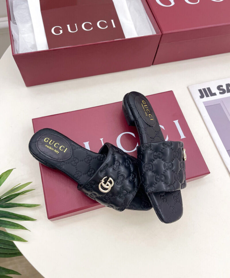 Gucci Women's Double G Sandals