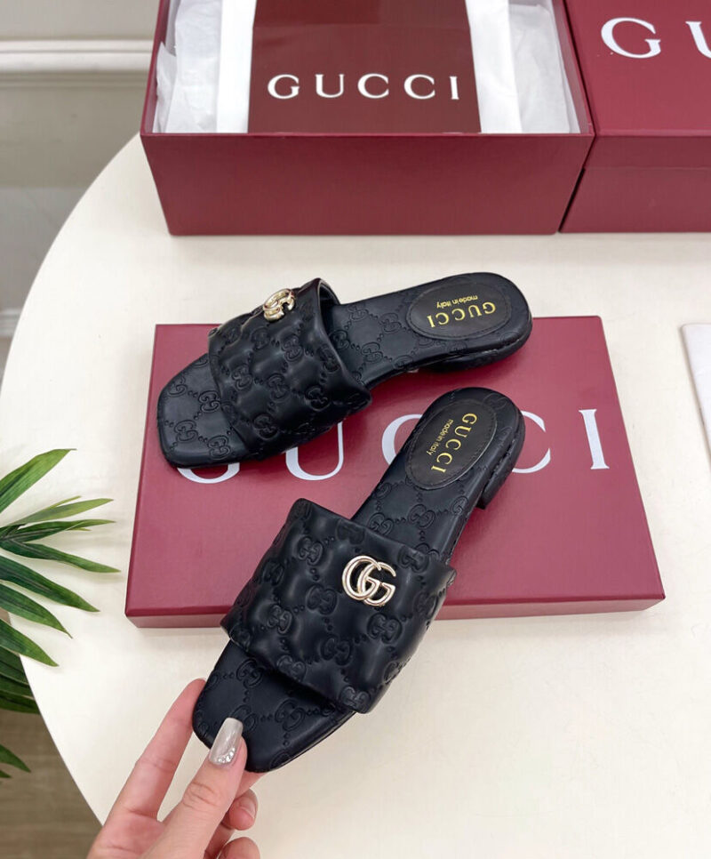 Gucci Women's Double G Sandals