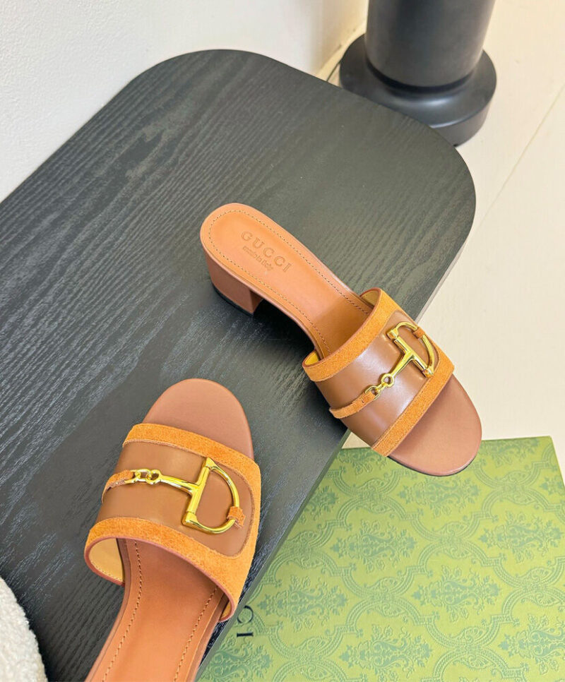 Gucci Women's Slide Sandal With Horsebit Coffee
