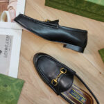 Gucci Women's 1953 Horsebit Leather Loafer 307929 Black