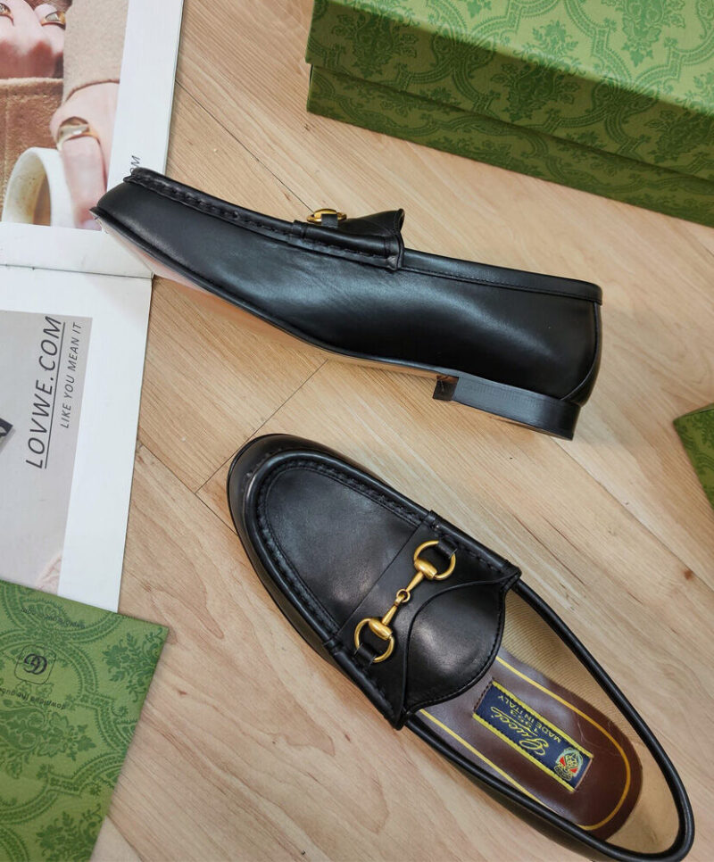 Gucci Women's 1953 Horsebit Leather Loafer 307929 Black