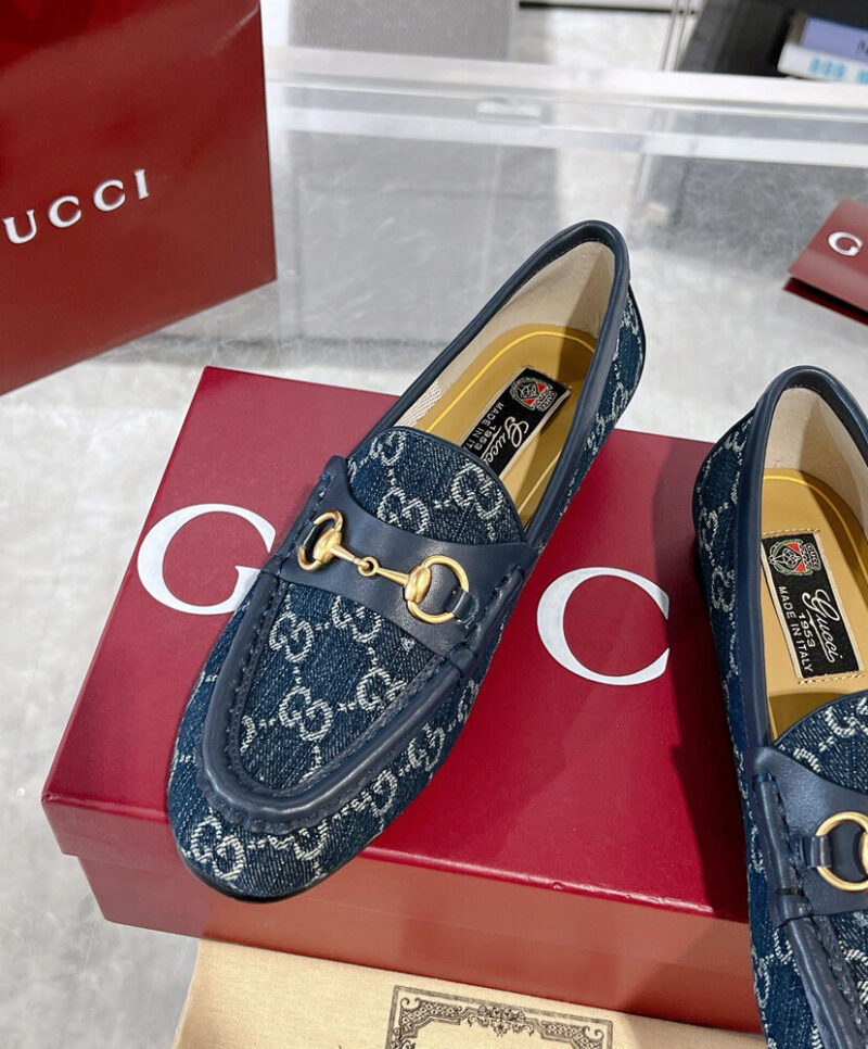 Gucci Women's Horsebit 1953 Loafer Blue