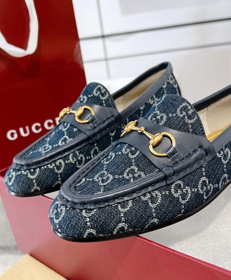 Gucci Women's Horsebit 1953 Loafer Blue