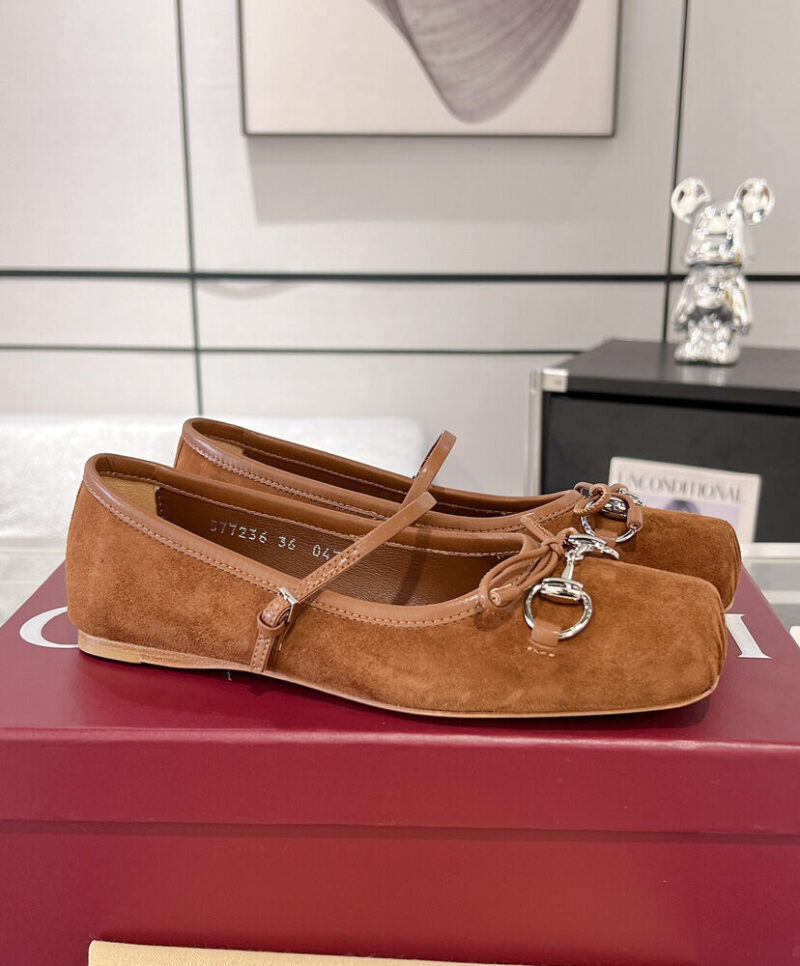 Gucci Women's Horsebit Ballet Flat 814414 Coffee